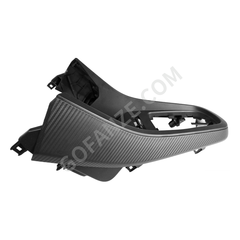 Spritzgussform für Zierleisten der Mittelkonsole Spritzgussform für Zierleisten der Mittelkonsole